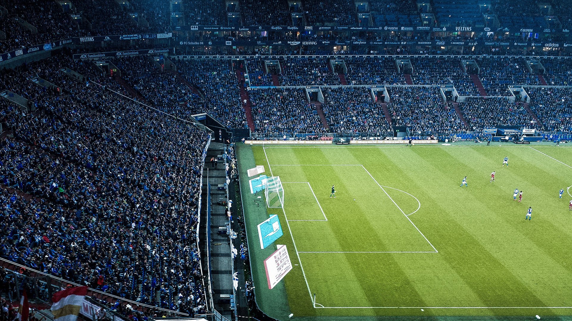 五大联赛中场调度核心地位日益凸显，五大联赛中场球员